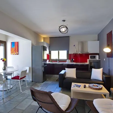 Villa Trapezaki Sleeps 6
