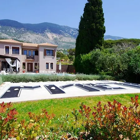 Trapezaki Sleeps 6 * Trapezaki (Kefalonia)