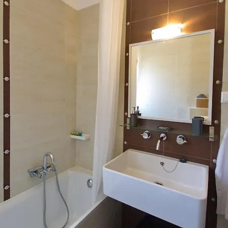 Trapezaki Sleeps 6 Trapezaki (Kefalonia)